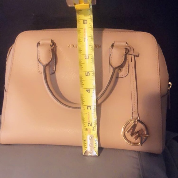 ❌SOLD❌Authentic Michael Kors Handbag - Picture 7 of 7